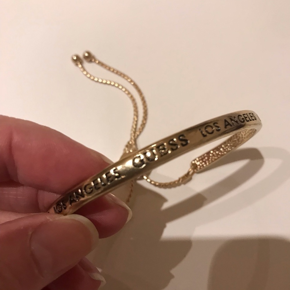 Guess bracelet nwot​​​​